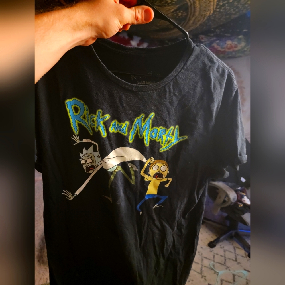 Ripple Junction " Rick an Morty " shirt